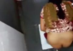 Nina de Ponca şişman karıların sikişi