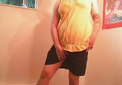Deldi Alman MİLF kedi şişman türbanlı porn Marina dairesel onun seks vardır