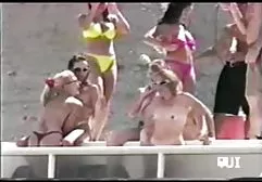 Azgın kız şişman karı pornosu indir arabada Mastürbasyon
